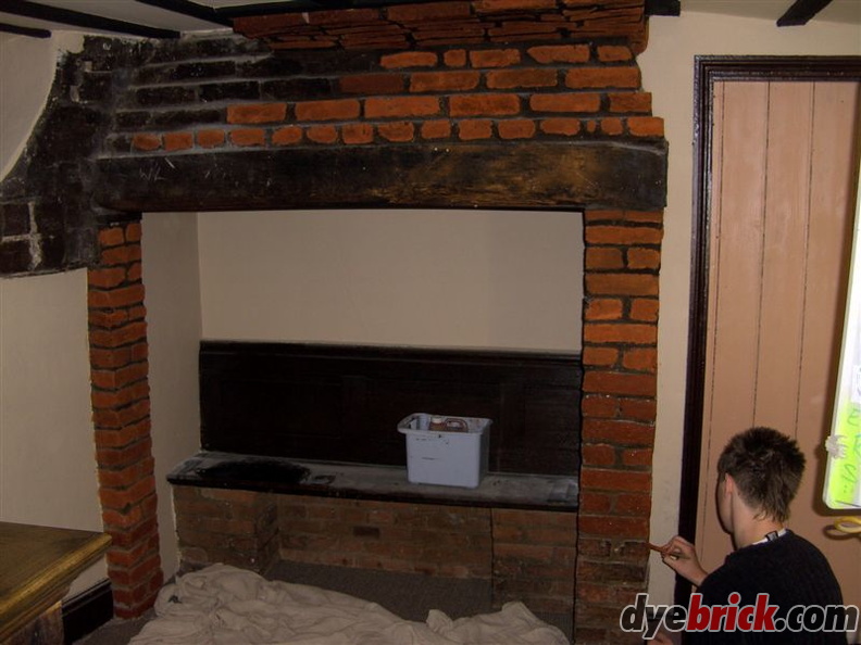 3rd Fireplace 2.jpg